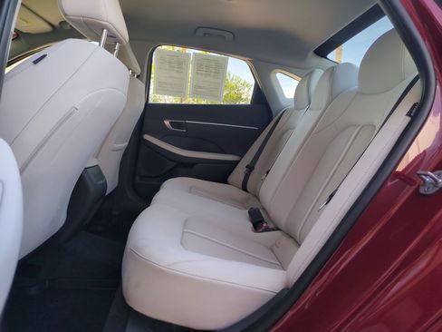 Certified 2025 Hyundai Sonata SE FWD image 14