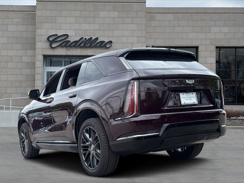 Certified 2026 Cadillac Escalade IQ Sport 2 w/ LPO, ONYX Package AWD/4WD image 4