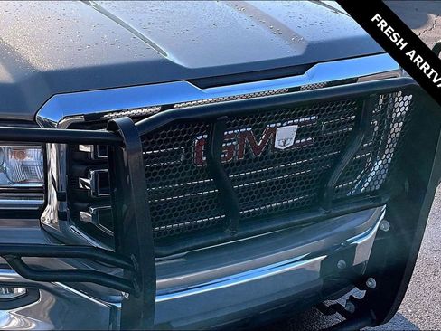 Used 2017 GMC Sierra 1500 SLE w/ SLE Value Package image 32