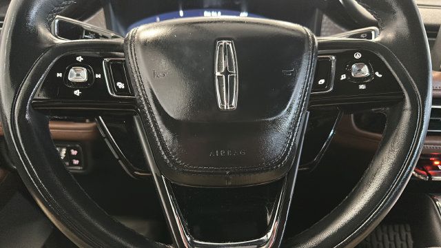 Used 2023 Lincoln Aviator Grand Touring w/ Equipment Group 301A AWD/4WD image 16