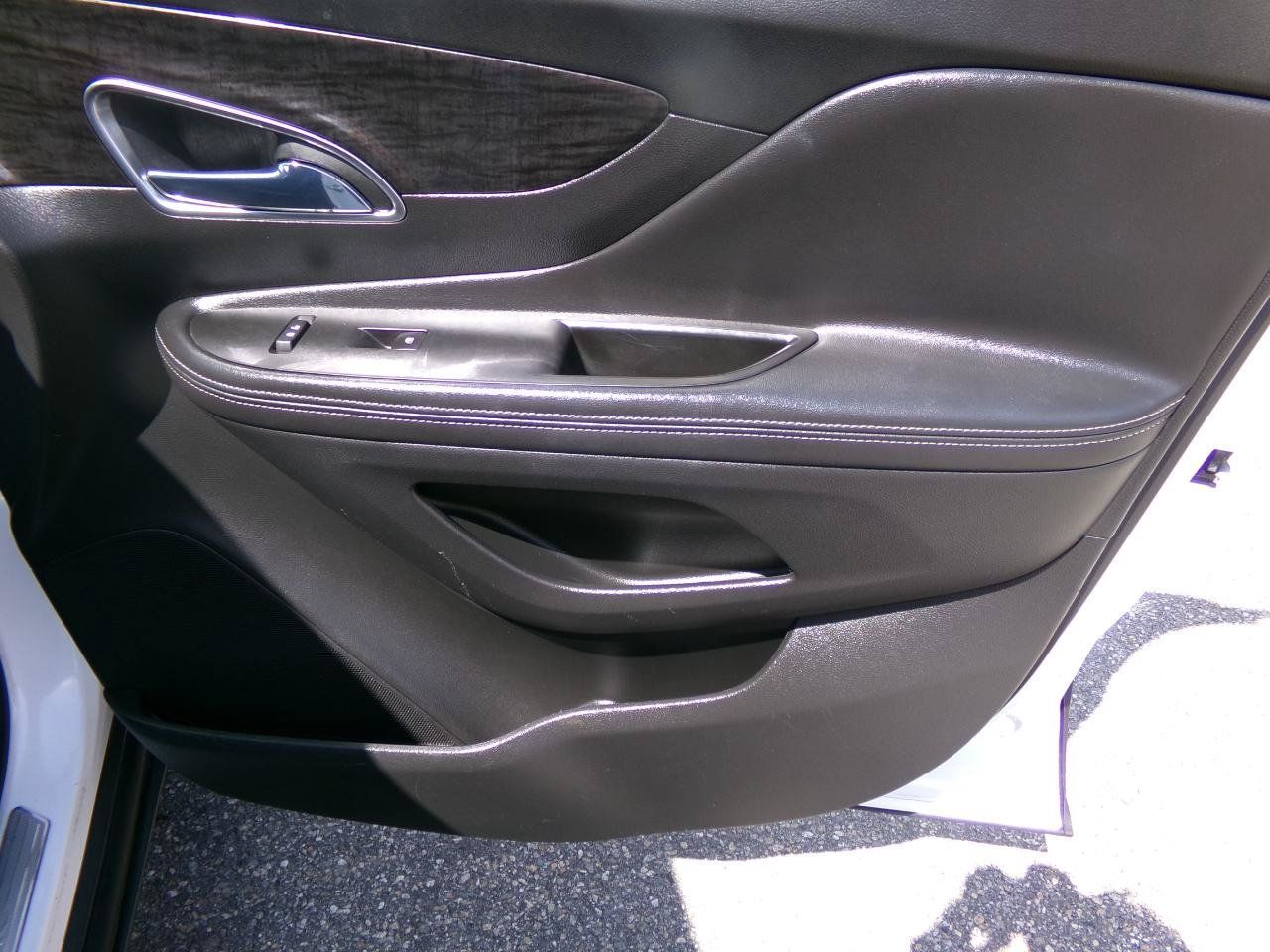 Used 2016 Buick Encore FWD image 16