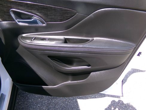 Used 2016 Buick Encore FWD image 16