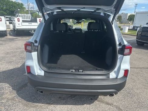 Used 2025 Ford Escape ST-Line Select AWD/4WD image 28
