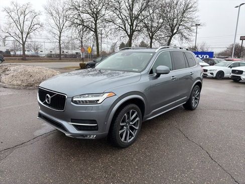 Used 2019 Volvo XC90 T6 Momentum w/ Advanced Package image 1