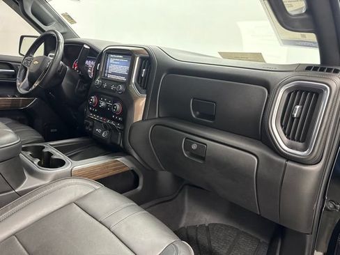 Used 2020 Chevrolet Silverado 1500 High Country w/ Technology Package AWD/4WD image 33