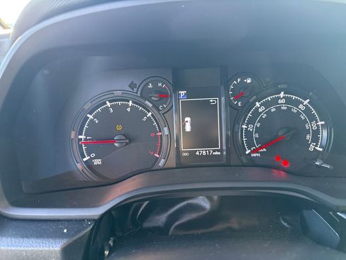 Used 2023 Toyota 4Runner SR5 image 18