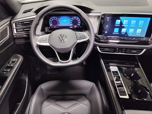 Used 2026 Volkswagen Atlas Cross Sport SE w/ Panoramic Sunroof Package AWD/4WD image 23
