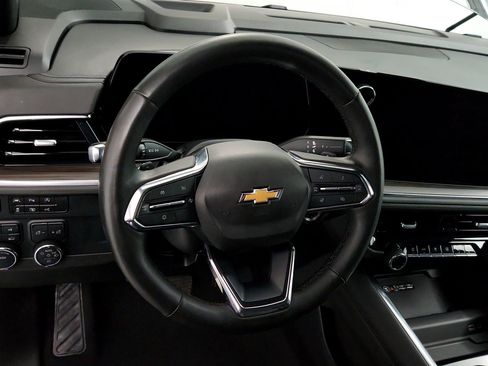 Used 2025 Chevrolet Tahoe LT w/ Comfort Package AWD/4WD image 18