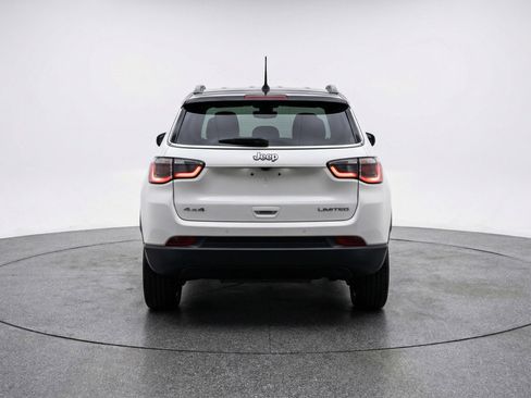 Used 2025 Jeep Compass Limited AWD/4WD image 7