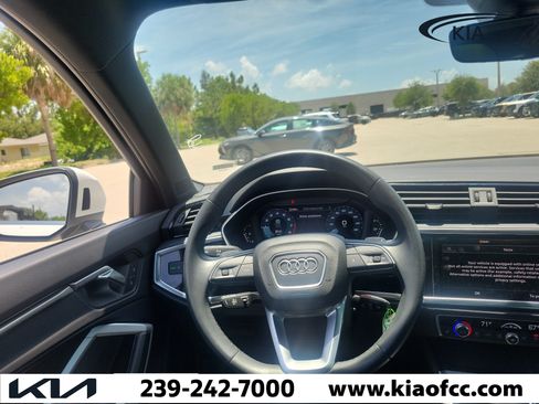 Used 2025 Audi Q3 2.0T Premium AWD/4WD image 22