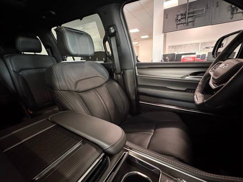 New 2026 Jeep Grand Wagoneer Summit w/ Premium Group III AWD/4WD image 20