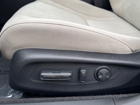 Certified 2023 Honda Accord EX image 14