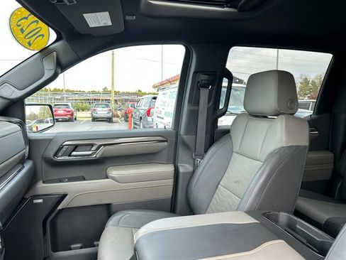 Certified 2023 Chevrolet Silverado 1500 ZR2 w/ Technology Package AWD/4WD image 30