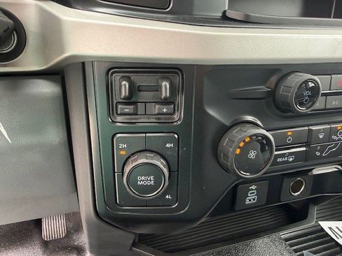New 2026 Ford F550 4x4 Crew Cab image 14