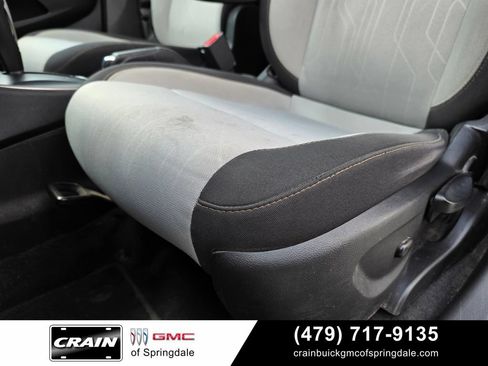Used 2019 Chevrolet Trax LT AWD/4WD image 23