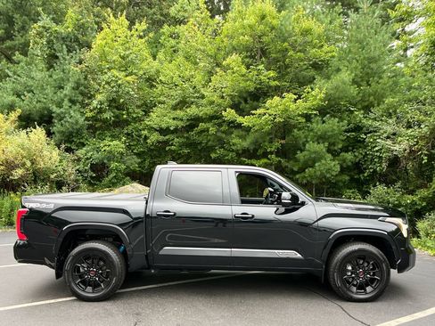 Certified 2025 Toyota Tundra Platinum w/ TRD Off-Road Package AWD/4WD image 6