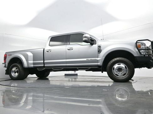Used 2020 Ford F350 Lariat w/ Lariat Value Package image 47