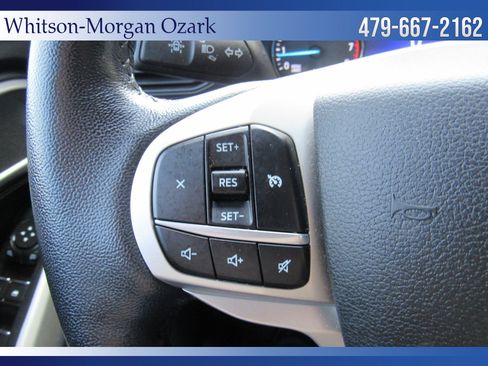 Used 2021 Ford Explorer XLT image 37