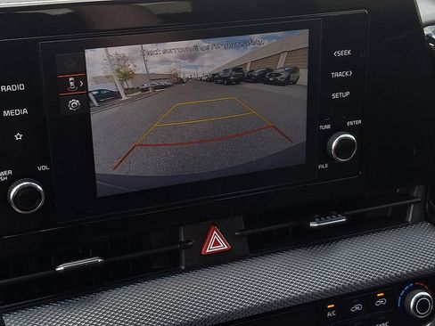 Certified 2023 Kia Sportage LX image 17