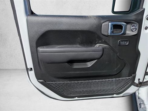 New 2026 Jeep Wrangler Willys AWD/4WD image 21