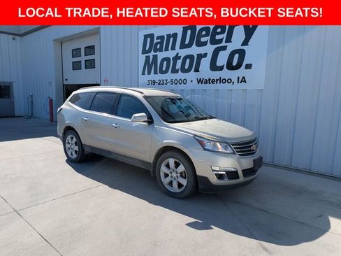 Used 2016 Chevrolet Traverse LT w/ Style and Technology Package FWD image 1