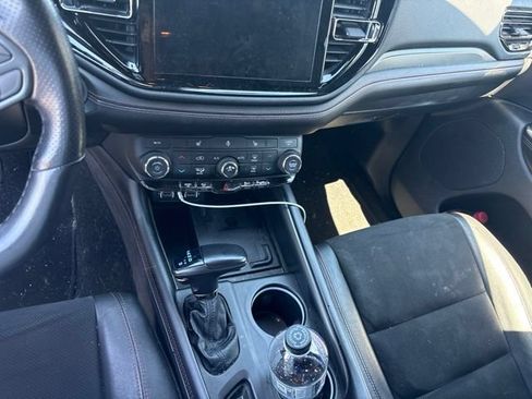 Used 2021 Dodge Durango R/T w/ Blacktop Package AWD/4WD image 14