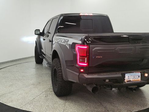 Used 2018 Ford F150 Raptor w/ Equipment Group 802A Luxury AWD/4WD image 4