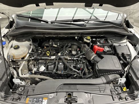 Certified 2022 Ford Escape Titanium AWD/4WD image 28