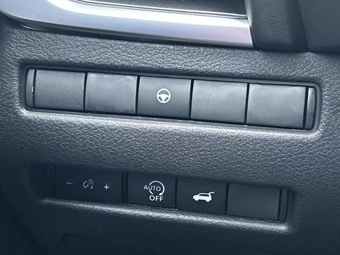 New 2026 Nissan Rogue SV FWD image 27