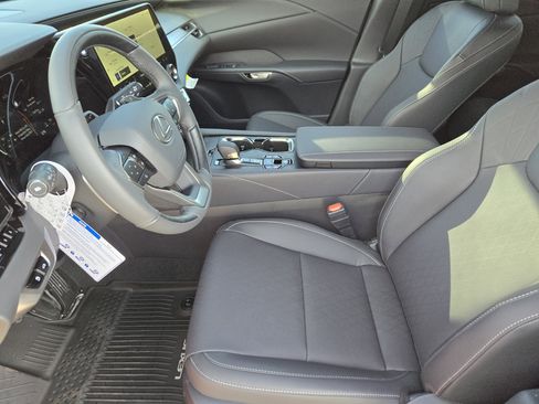 New 2026 Lexus RX 350 Premium Plus w/ Convenience Package image 9