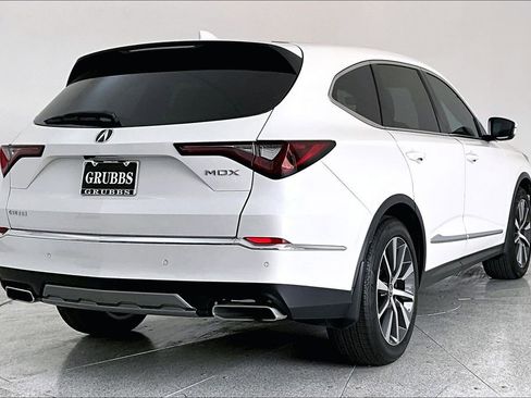 Certified 2026 Acura MDX FWD w/ Technology Package image 14