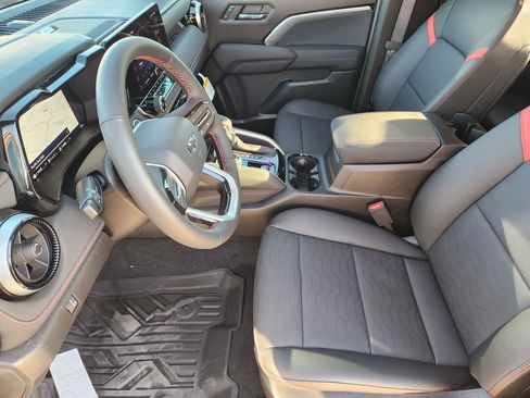 New 2026 Chevrolet Colorado Z71 w/ Technology Package image 9