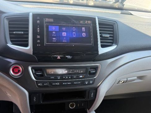Used 2017 Honda Pilot EX-L image 14