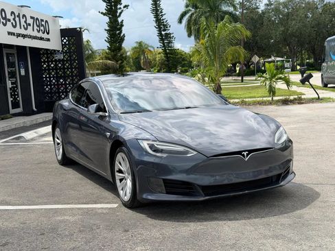 Used 2017 Tesla Model S 75 RWD image 3
