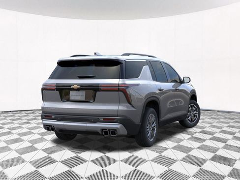 New 2026 Chevrolet Traverse LT w/ Driver Confidence Package AWD/4WD image 9