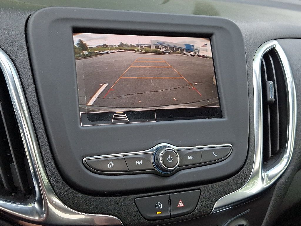 Used 2023 Chevrolet Equinox LT AWD/4WD image 4