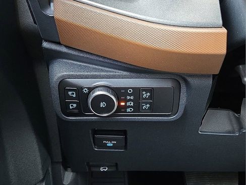 Used 2024 Ford Bronco Outer Banks image 24