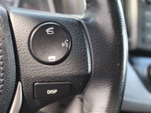 Used 2014 Toyota RAV4 Limited w/ Technology Package image 18