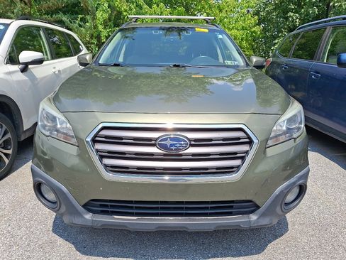Used 2017 Subaru Outback 3.6R Touring w/ Popular Package #5A AWD/4WD image 2
