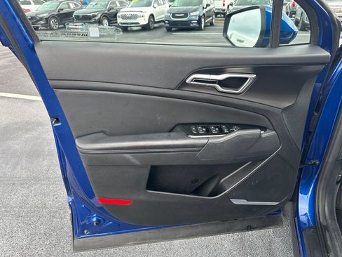Used 2023 Kia Sportage EX FWD image 12