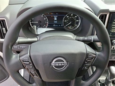 New 2025 Nissan Frontier SV image 7