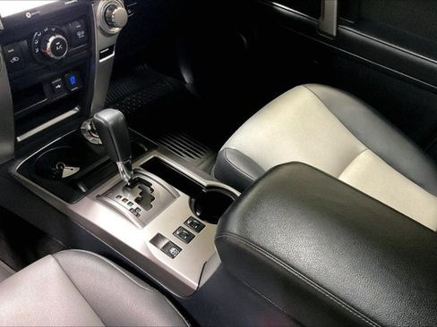 Certified 2024 Toyota 4Runner SR5 Premium w/ Moonroof Package AWD/4WD image 18