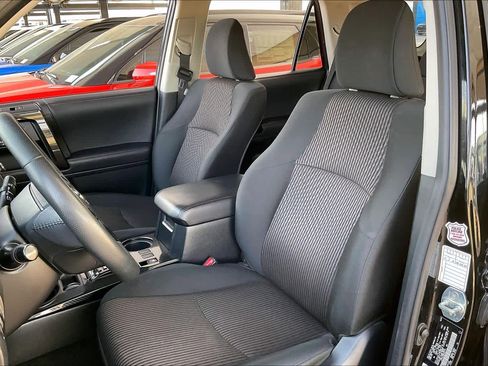 Used 2024 Toyota 4Runner TRD Off-Road image 9