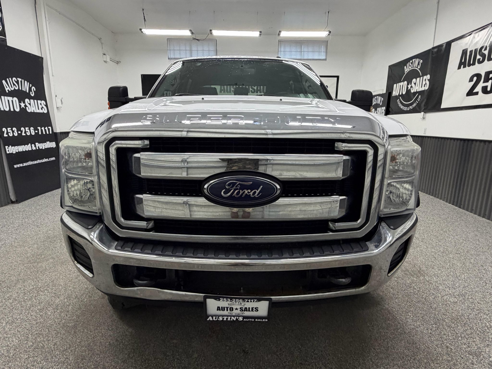 Used 2016 Ford F250 XLT AWD/4WD image 5
