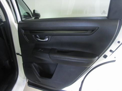 Certified 2025 Honda CR-V LX image 15