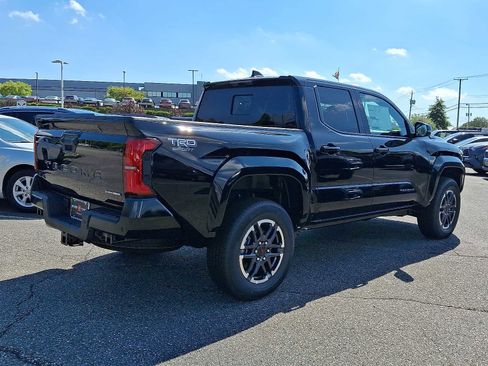 New 2025 Toyota Tacoma TRD Sport image 3