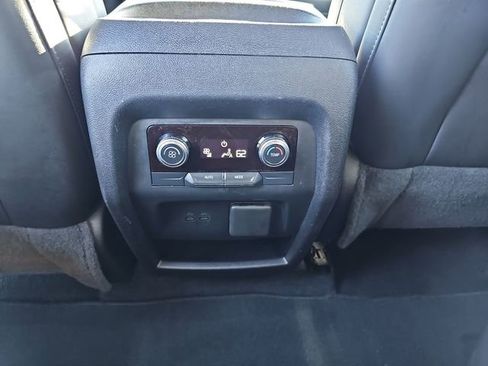 Used 2024 GMC Acadia Elevation image 21