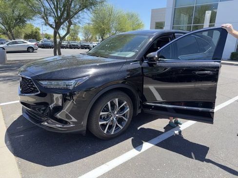 Used 2024 Acura MDX FWD w/ Technology Package image 3