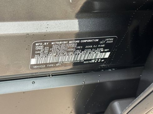 New 2026 Mitsubishi Outlander SEL image 27