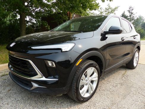 Used 2026 Buick Encore GX Preferred w/ Comfort Package AWD/4WD image 6